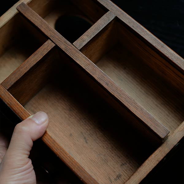 釣具入れ（釣具付き）