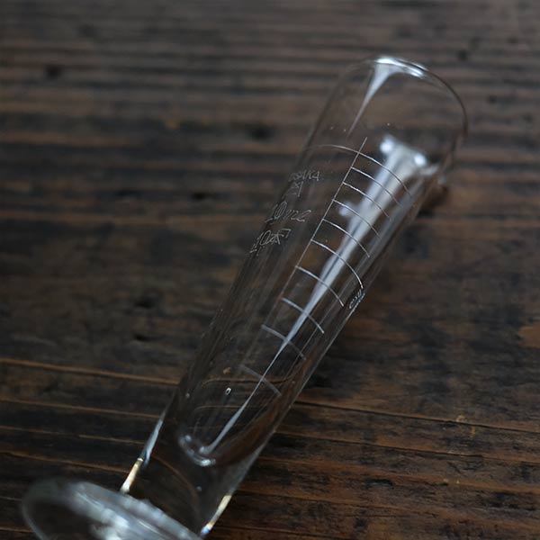 Small measuring cylinder 10ml