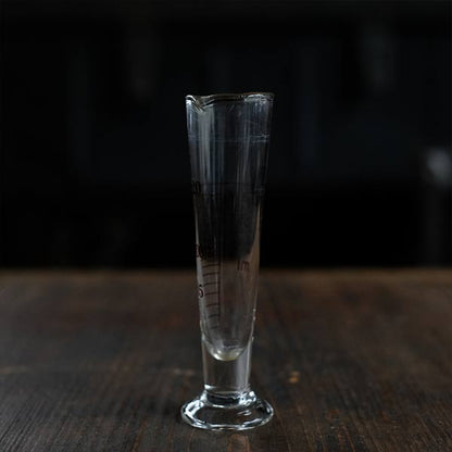 小さなメスシリンダー 20ml