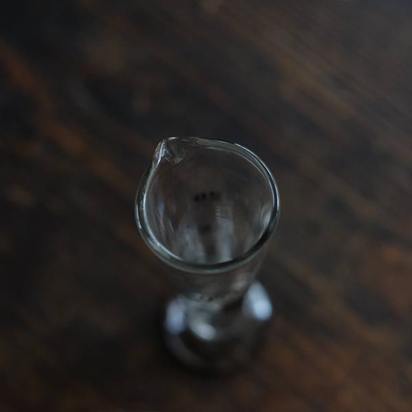 小さなメスシリンダー 20ml