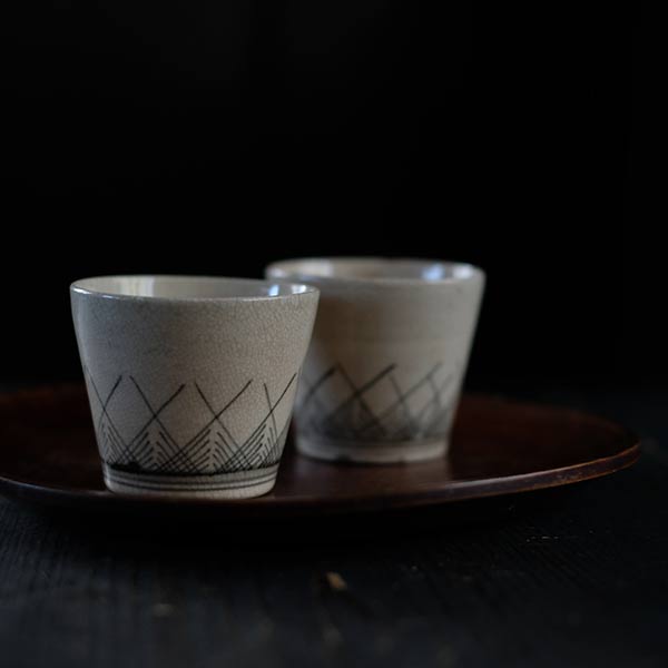 Soba choko with grass motif