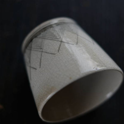 Soba choko with grass motif