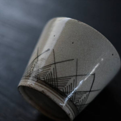 Soba choko with grass motif
