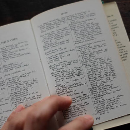 The Observer's Book of GRASSES