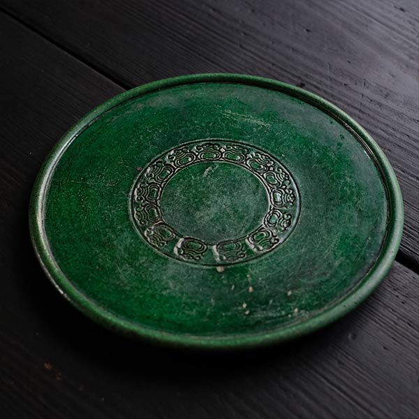 Green glaze lantern plate