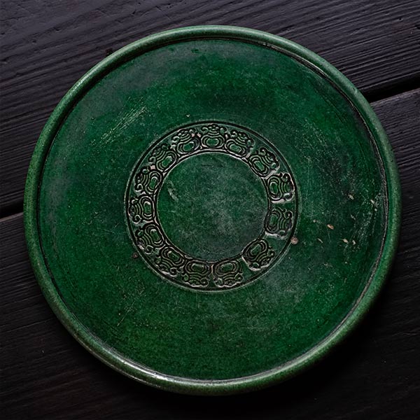 Green glaze lantern plate