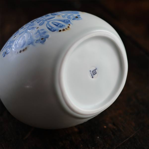 白山陶器のジャグ