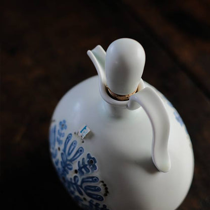白山陶器のジャグ