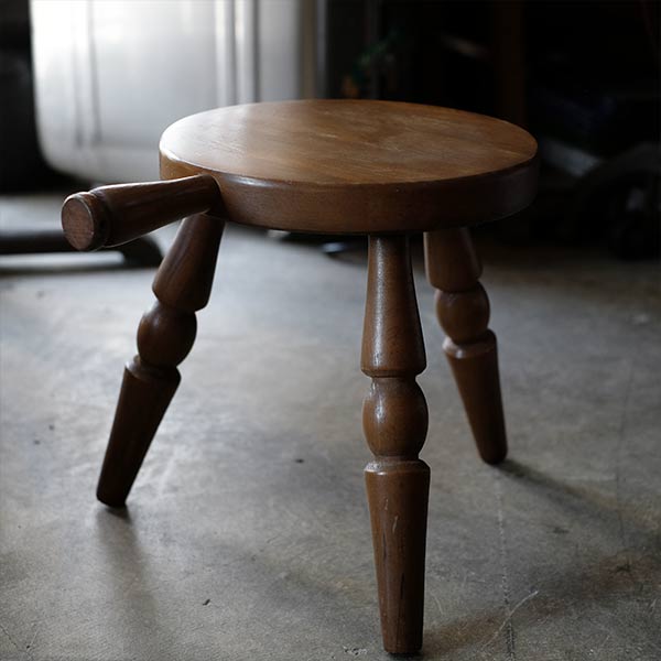 Hida Sangyo Milking Stool