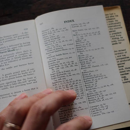 The Observer's Book of HORSES AND PONIES
