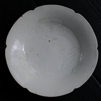 Shadow Blue Intaglio Flower Plate