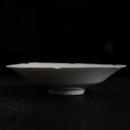 Shadow Blue Intaglio Flower Plate