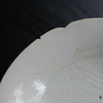 Shadow Blue Intaglio Flower Plate