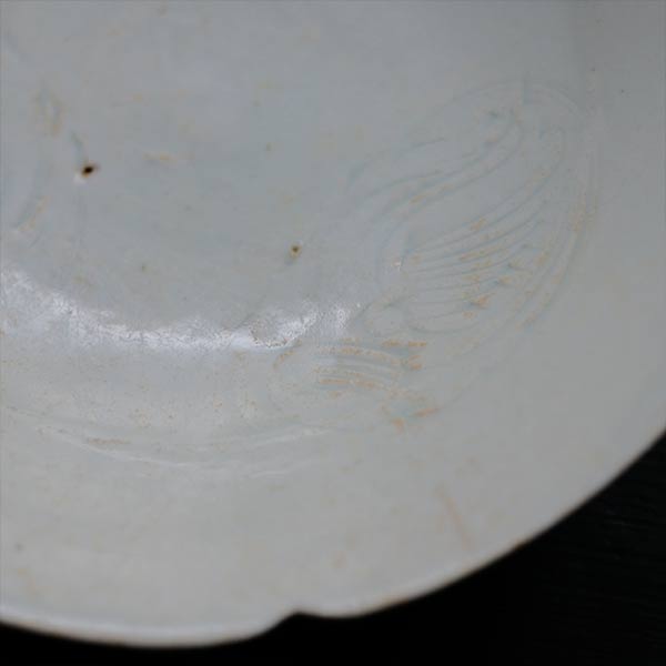 Shadow Blue Intaglio Flower Plate