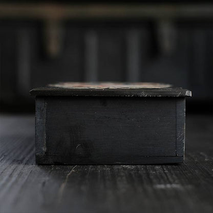 Stone inlaid trinket box
