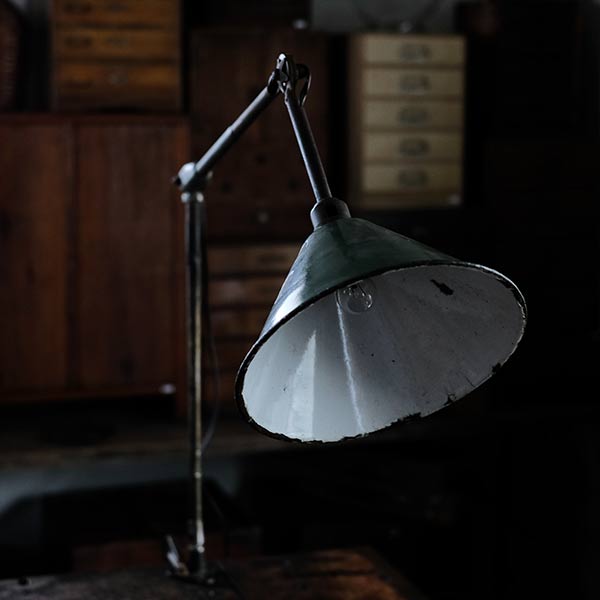 和製 インダストリアル ワークライト