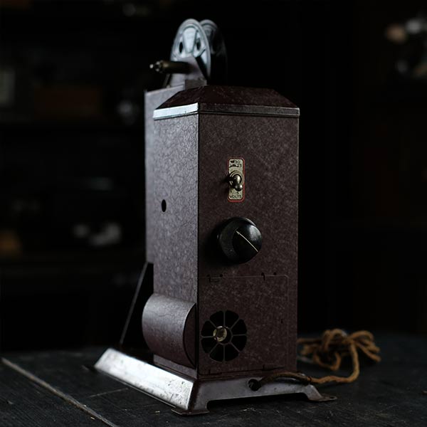 EASTMAN KODAK "KODATOY" 16mm projector