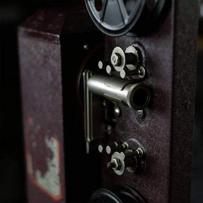 EASTMAN KODAK "KODATOY" 16mm projector