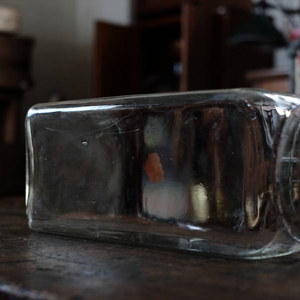 Thick, thin candy jar