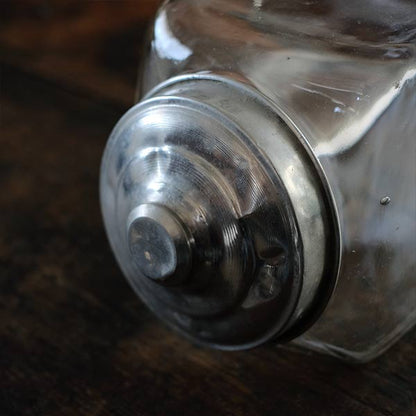 Thick, thin candy jar