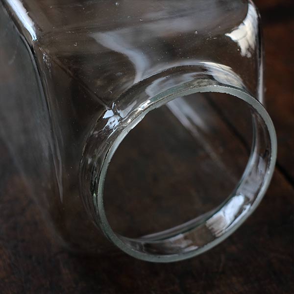 Thick, thin candy jar