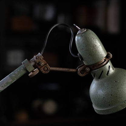 LUMINA desk lamp
