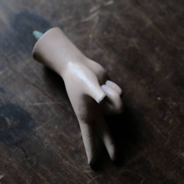 Mannequin hands (4)