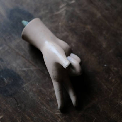 Mannequin hands (4)