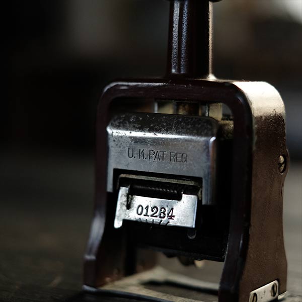 MARUZEN numbering stamp