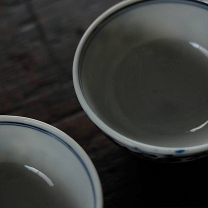 染付けの小ぶりな湯呑み（向付）