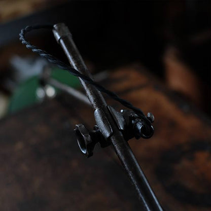 OCWhite Clamp-Based Desk Lamp
