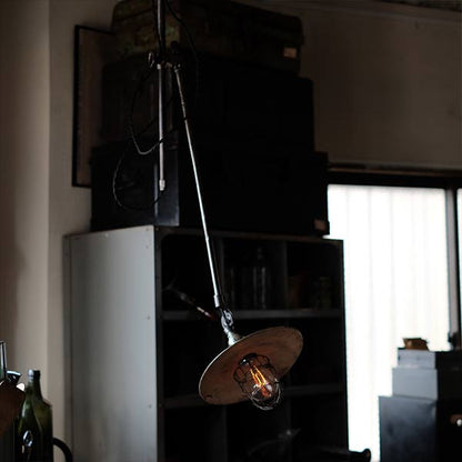 OCWhite Clamp-Based Desk Lamp