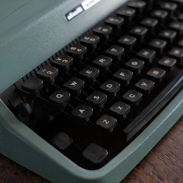 OLIVETTI Lettera 32 Typewriter, Ink Ribbon Replaced, Part of Defective Condition