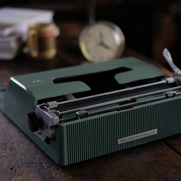 OLIVETTI Lettera 32 Typewriter, Ink Ribbon Replaced, Part of Defective Condition