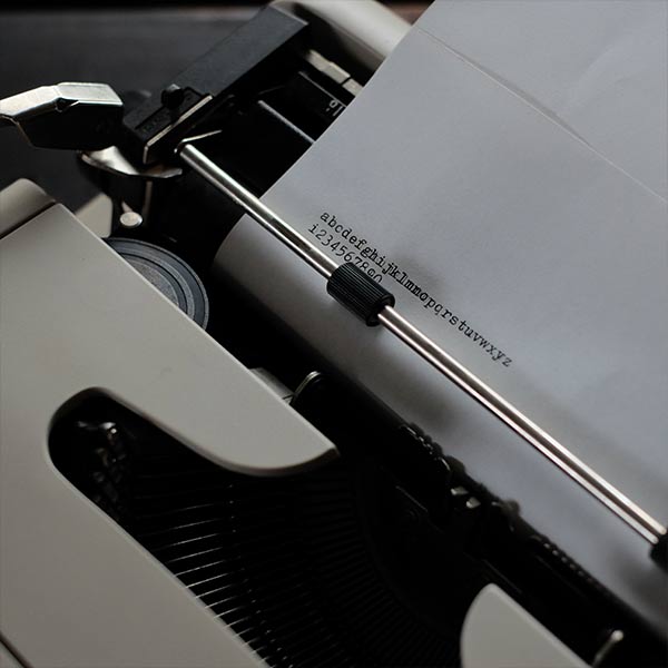 OLIVETTI Lettera 34 タイプライター インクリボン交換済み 訳あり