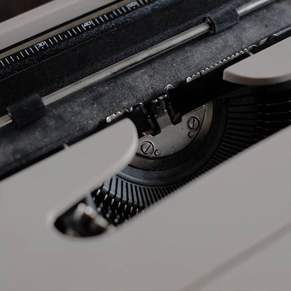 OLIVETTI Lettera 34 タイプライター インクリボン交換済み 訳あり