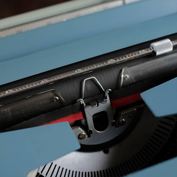 OLIVETTI Underwood 21 タイプライター