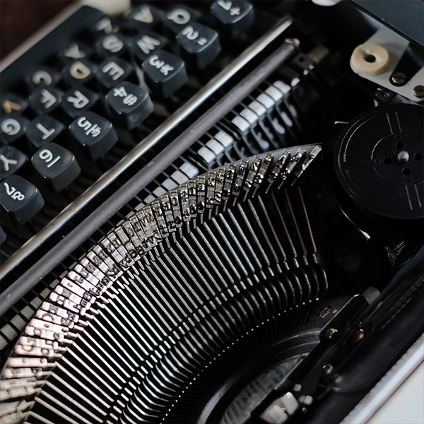 OLYMPIA Traveller de Luxe S タイプライター