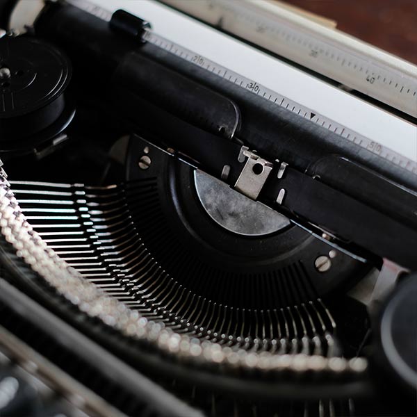 OLYMPIA Traveller de Luxe S タイプライター