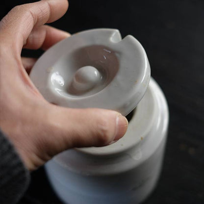 Thick porcelain container S