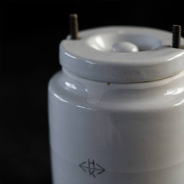 Thick porcelain container S