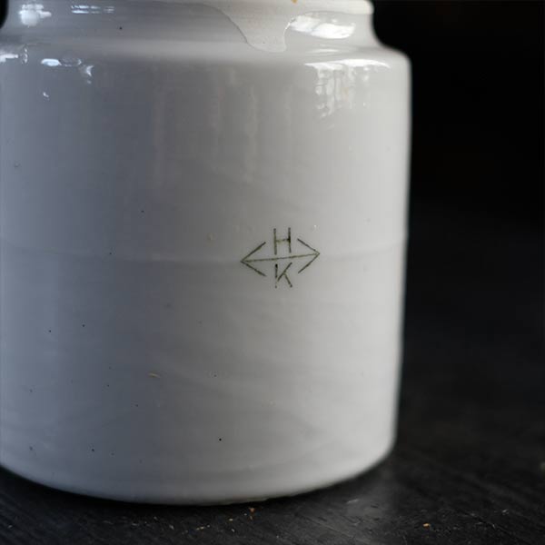 Thick porcelain container S
