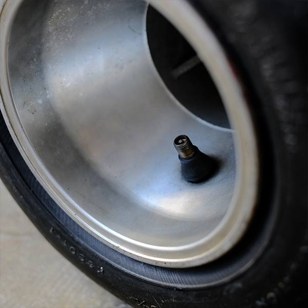 BRIDGESTONE レーシングカートのタイヤ