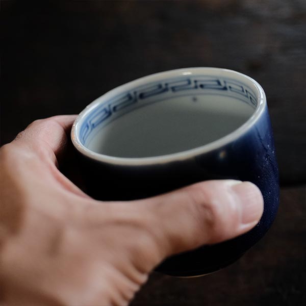 瑠璃釉の湯呑み（向付）