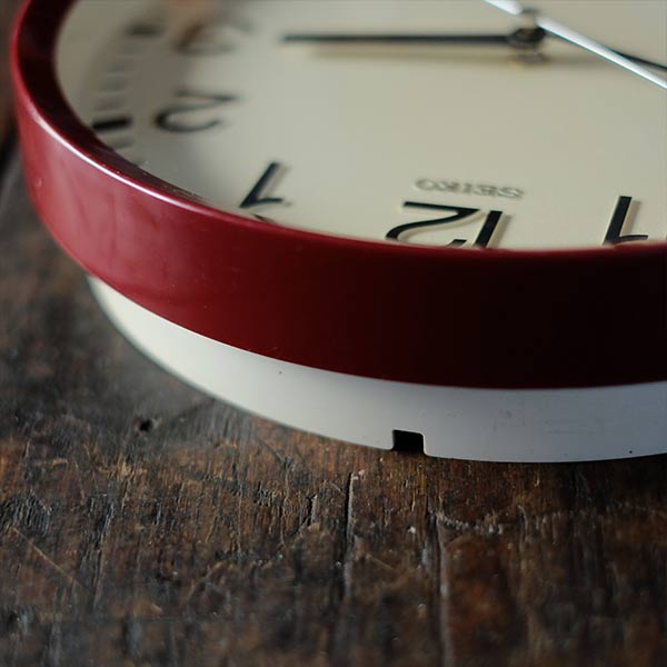 SEIKO Synchronous Clock Wall Clock with Battery-Operated Quartz Movement Replaced