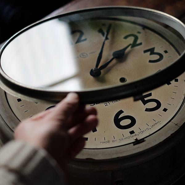 Early Showa era SEIKOSHA wall clock with battery-operated quartz movement replaced