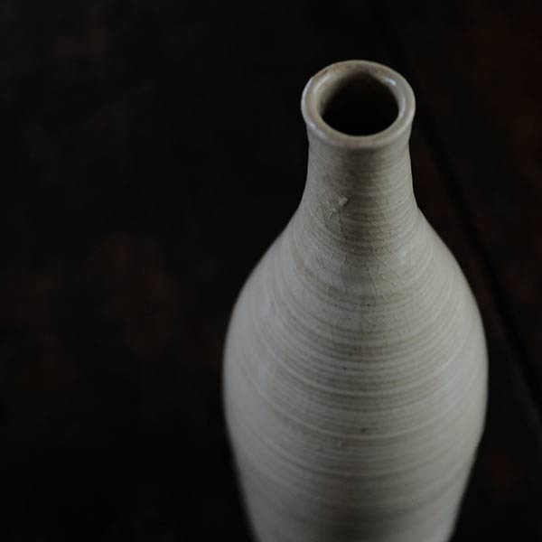 Seto Sake bottle with circular line design