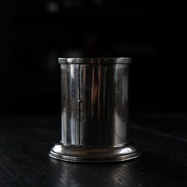 pen holder