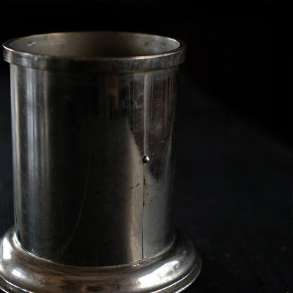 pen holder
