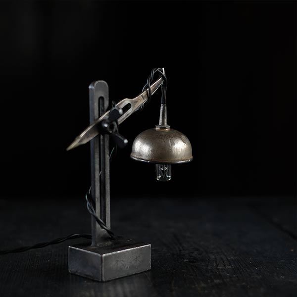 Small Tuscan lamp